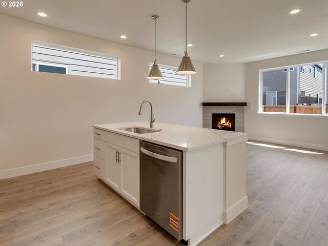 13856 Sw 175th Ave, Tigard, OR 97140