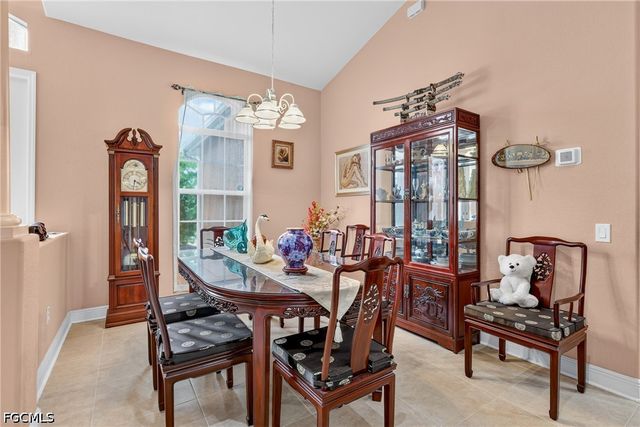2305 Kismet PKWY W, Cape Coral, FL 33993
