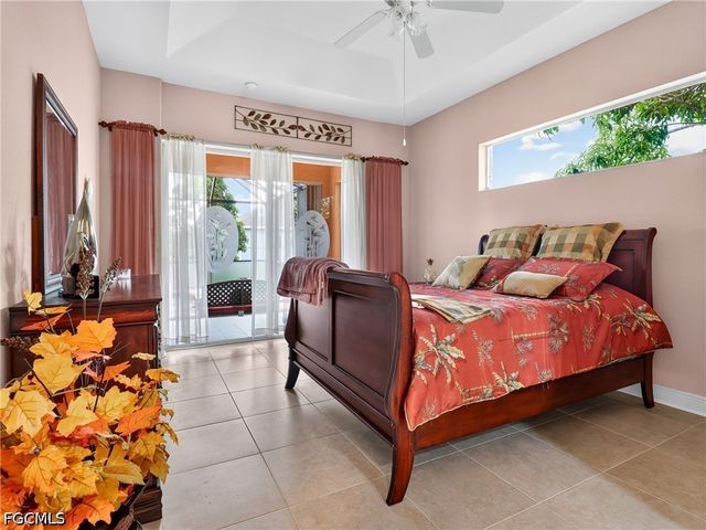 2305 Kismet PKWY W, Cape Coral, FL 33993