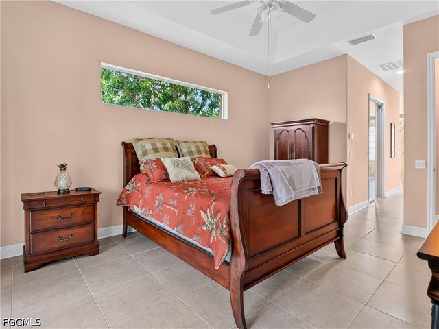 2305 Kismet PKWY W, Cape Coral, FL 33993