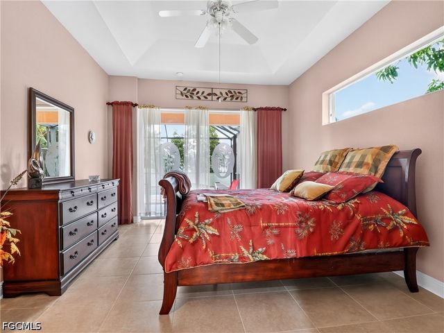 2305 Kismet PKWY W, Cape Coral, FL 33993