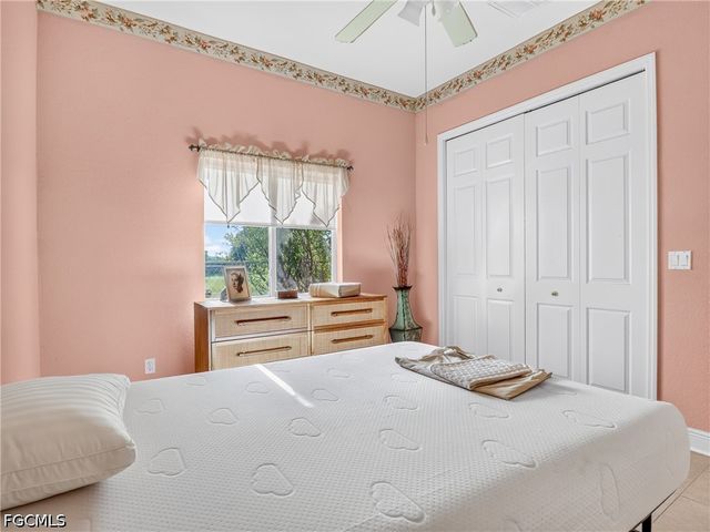 2305 Kismet PKWY W, Cape Coral, FL 33993