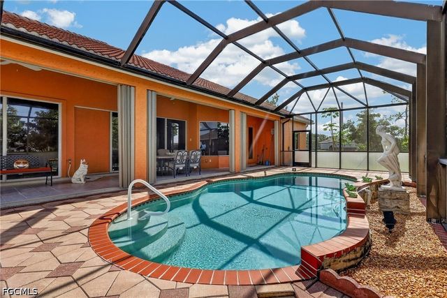 2305 Kismet PKWY W, Cape Coral, FL 33993