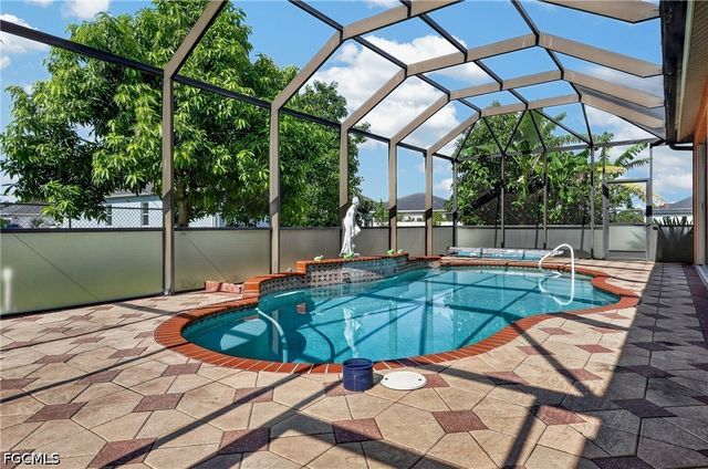 2305 Kismet PKWY W, Cape Coral, FL 33993