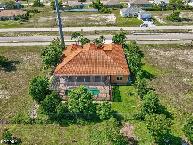 2305 Kismet PKWY W, Cape Coral, FL 33993