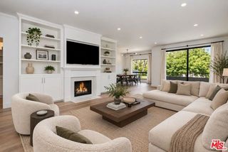 1167 Roxbury Drive 105, Los Angeles, CA 90035