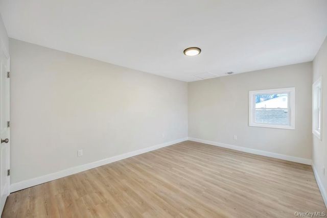 52 Halycon Road, Lindenhurst, NY 11757