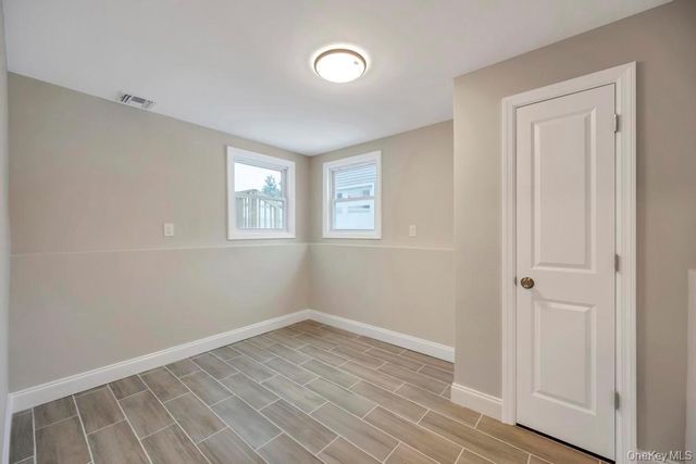 52 Halycon Road, Lindenhurst, NY 11757