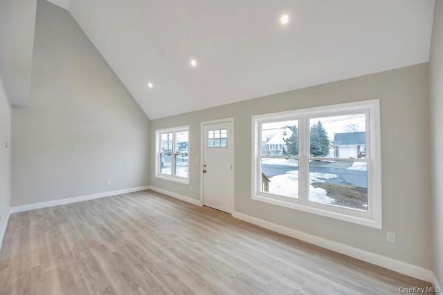 52 Halycon Road, Lindenhurst, NY 11757