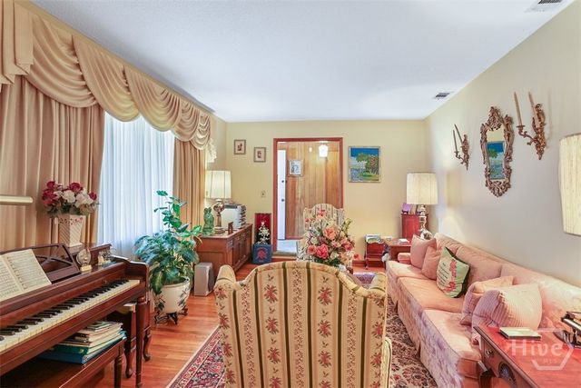 1724 Stuyvesant Street, Savannah, GA 31405