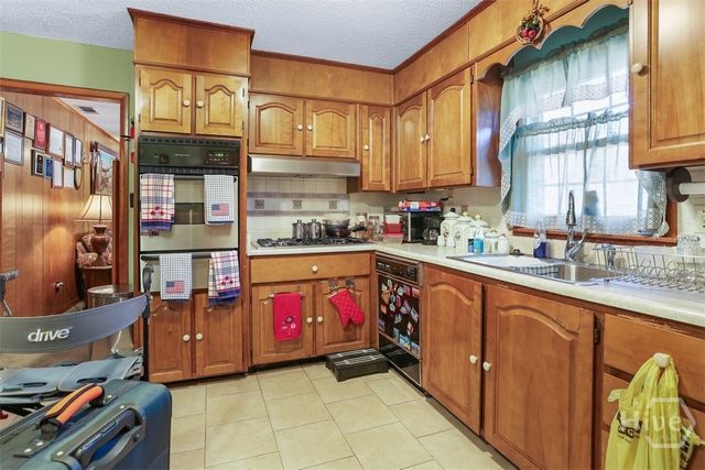 1724 Stuyvesant Street, Savannah, GA 31405