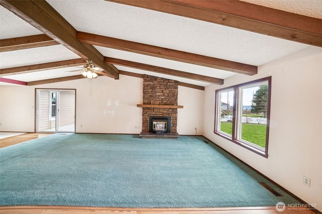 2406 10th Avenue, Milton, WA 98354