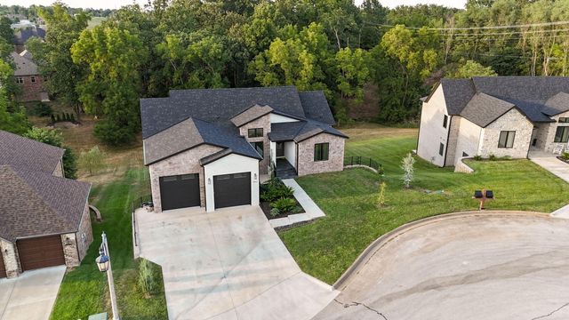 343 W Monarchwood Drive, Nixa, MO 65714