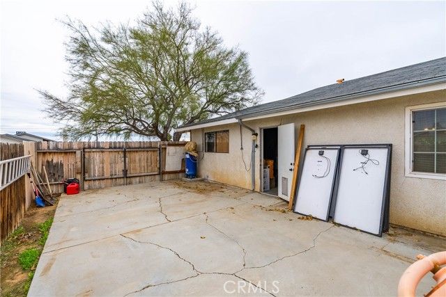 8811 Satinwood, California City, CA 93505