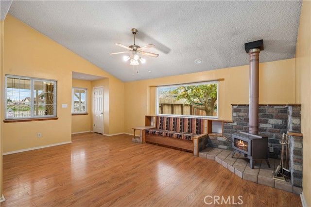 8811 Satinwood, California City, CA 93505