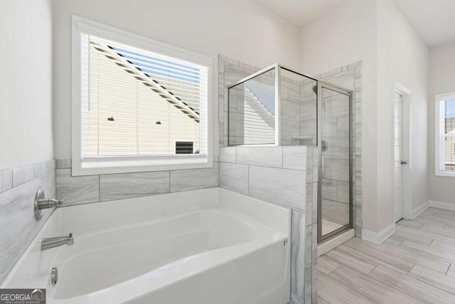 1612 Dover Creek Lane, Lawrenceville, GA 30045