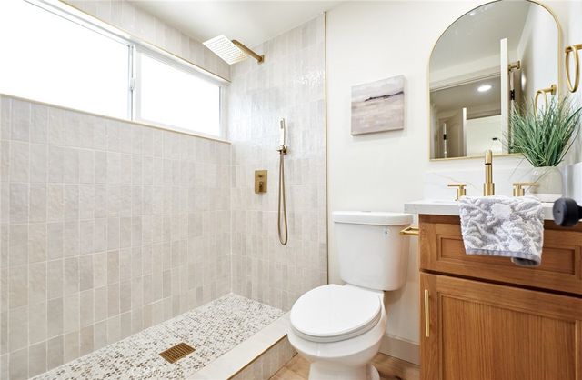 1126 E Ada, Glendora, CA 91741