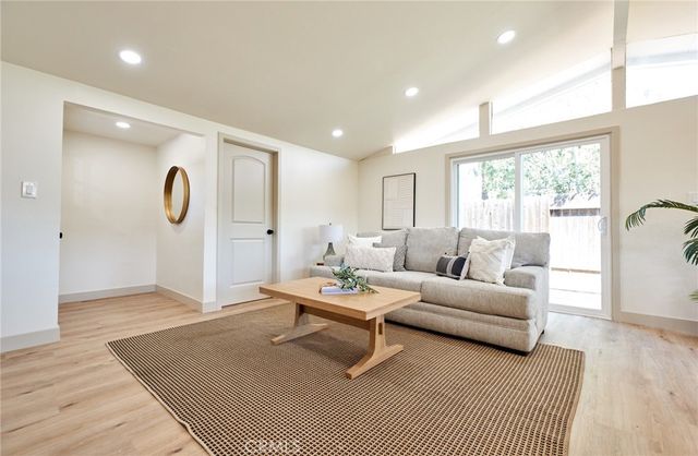 1126 E Ada, Glendora, CA 91741