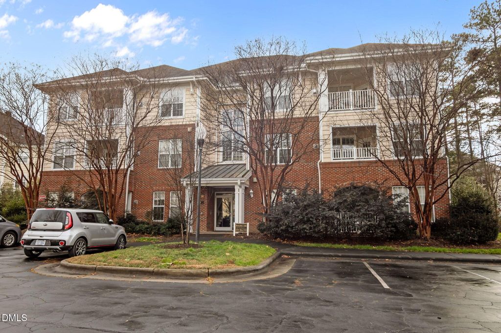 1331 Arborgate Circle, Chapel Hill, NC 27514