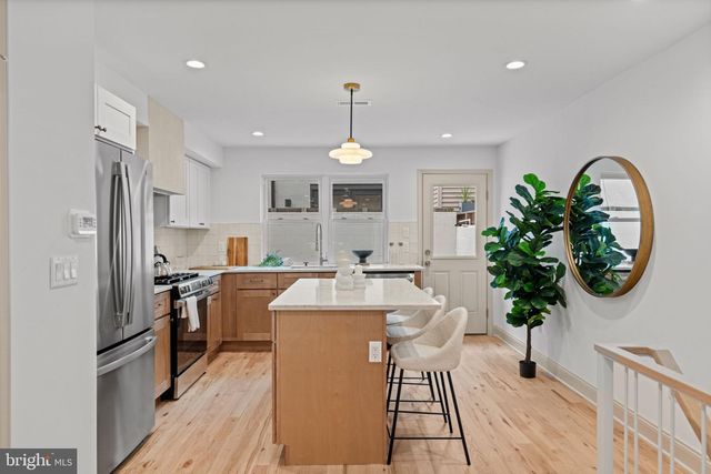 739 EARP ST, Philadelphia, PA 19147