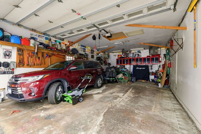 4007 N Washington Street, Westmont, IL 60559