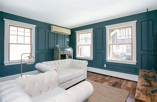 5 Cherry Street, Newport, RI 02840