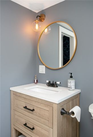 5 Cherry Street, Newport, RI 02840