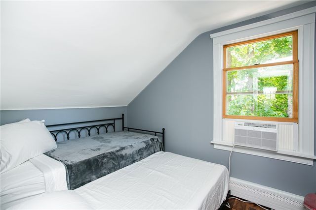 5 Cherry Street, Newport, RI 02840