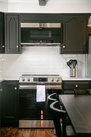 5 Cherry Street, Newport, RI 02840