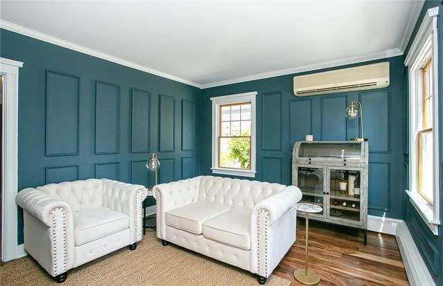 5 Cherry Street, Newport, RI 02840