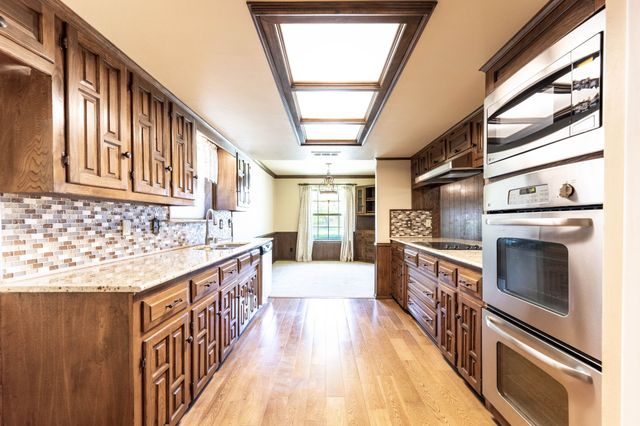 104 Cedar View Drive, Rowlett, TX 75087