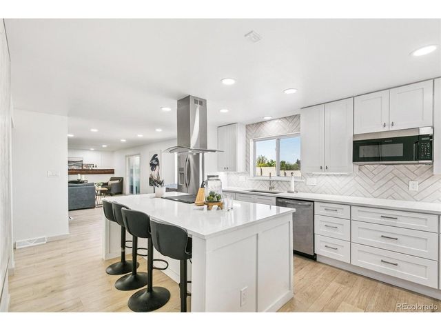 3151 S Holly Pl, Denver, CO 80222