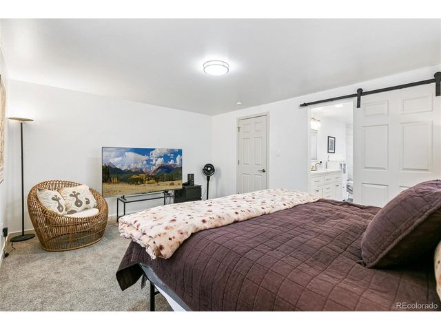 3151 S Holly Pl, Denver, CO 80222