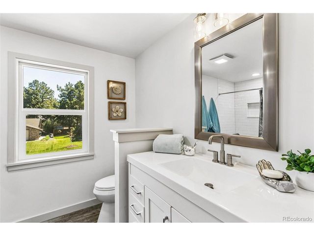 3151 S Holly Pl, Denver, CO 80222