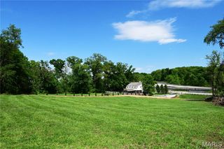 63 S Woods Mill Road, Chesterfield, MO 63017