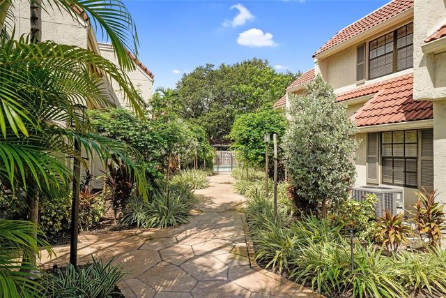 1415 Miami Road H, Fort Lauderdale, FL 33316