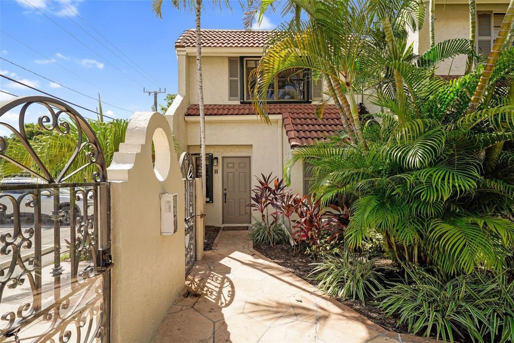 1415 Miami Road H, Fort Lauderdale, FL 33316