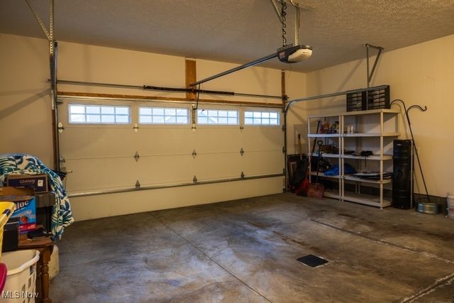 937 Crockett Circle, Canal Fulton, OH 44614