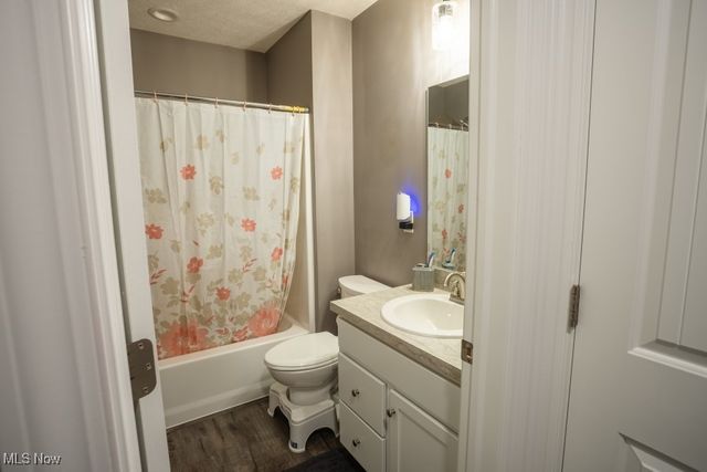 937 Crockett Circle, Canal Fulton, OH 44614