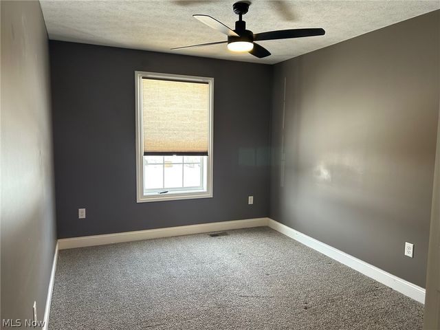 937 Crockett Circle, Canal Fulton, OH 44614