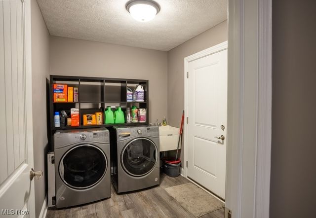 937 Crockett Circle, Canal Fulton, OH 44614