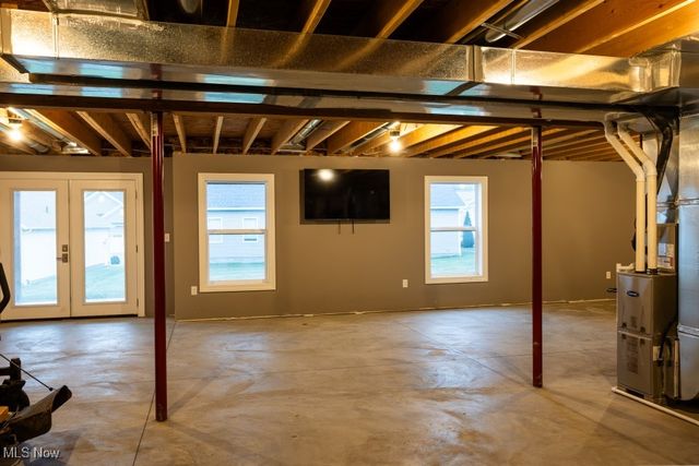 937 Crockett Circle, Canal Fulton, OH 44614