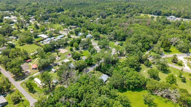 10530 PROSPECT AVENUE, Hampton, FL 32044