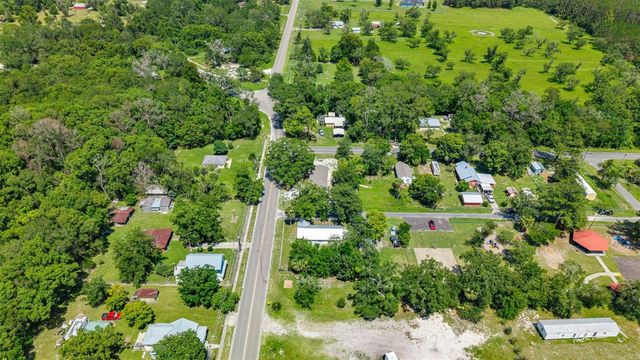 10530 PROSPECT AVENUE, Hampton, FL 32044