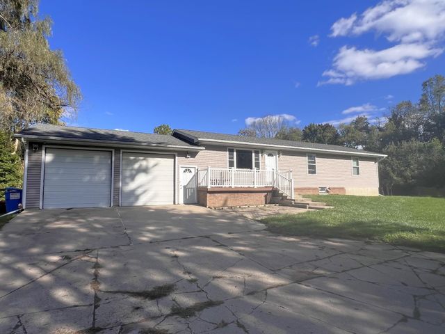 4660 E Lansing Road, Bancroft, MI 48414
