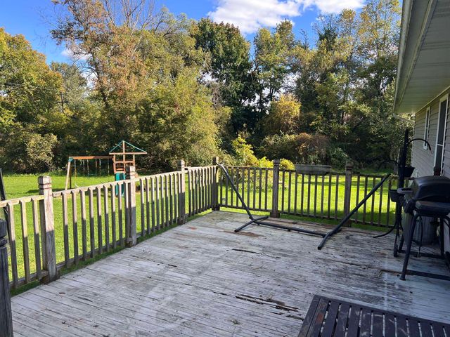 4660 E Lansing Road, Bancroft, MI 48414