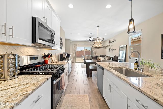 13148 N Homestead Lane, Marana, AZ 85653