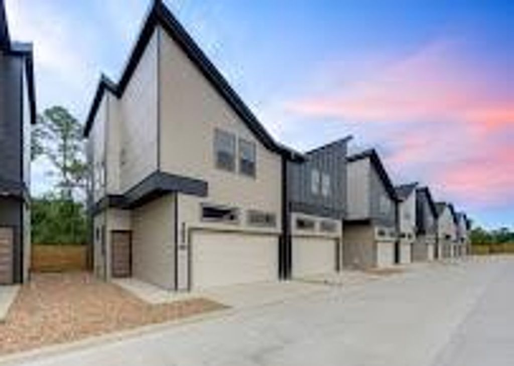 13102 Honey Suckle Ridge Lane, Cypress, TX 77429