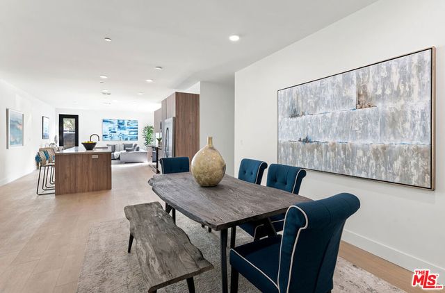 3649 Regal Place 102, Los Angeles, CA 90068