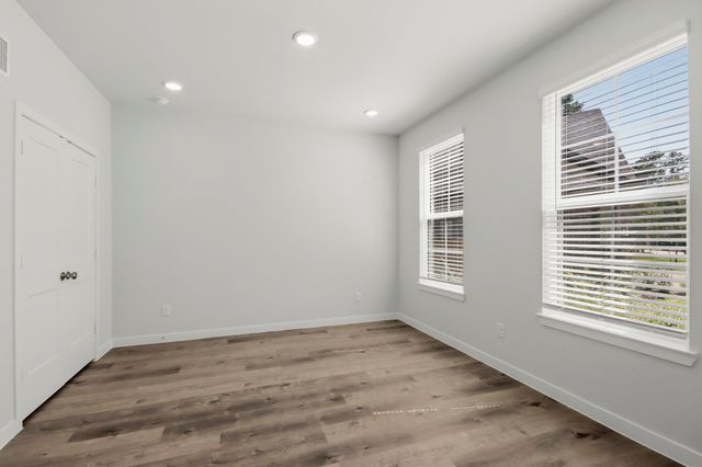 402 Elf Owl Court, Willis, TX 77318